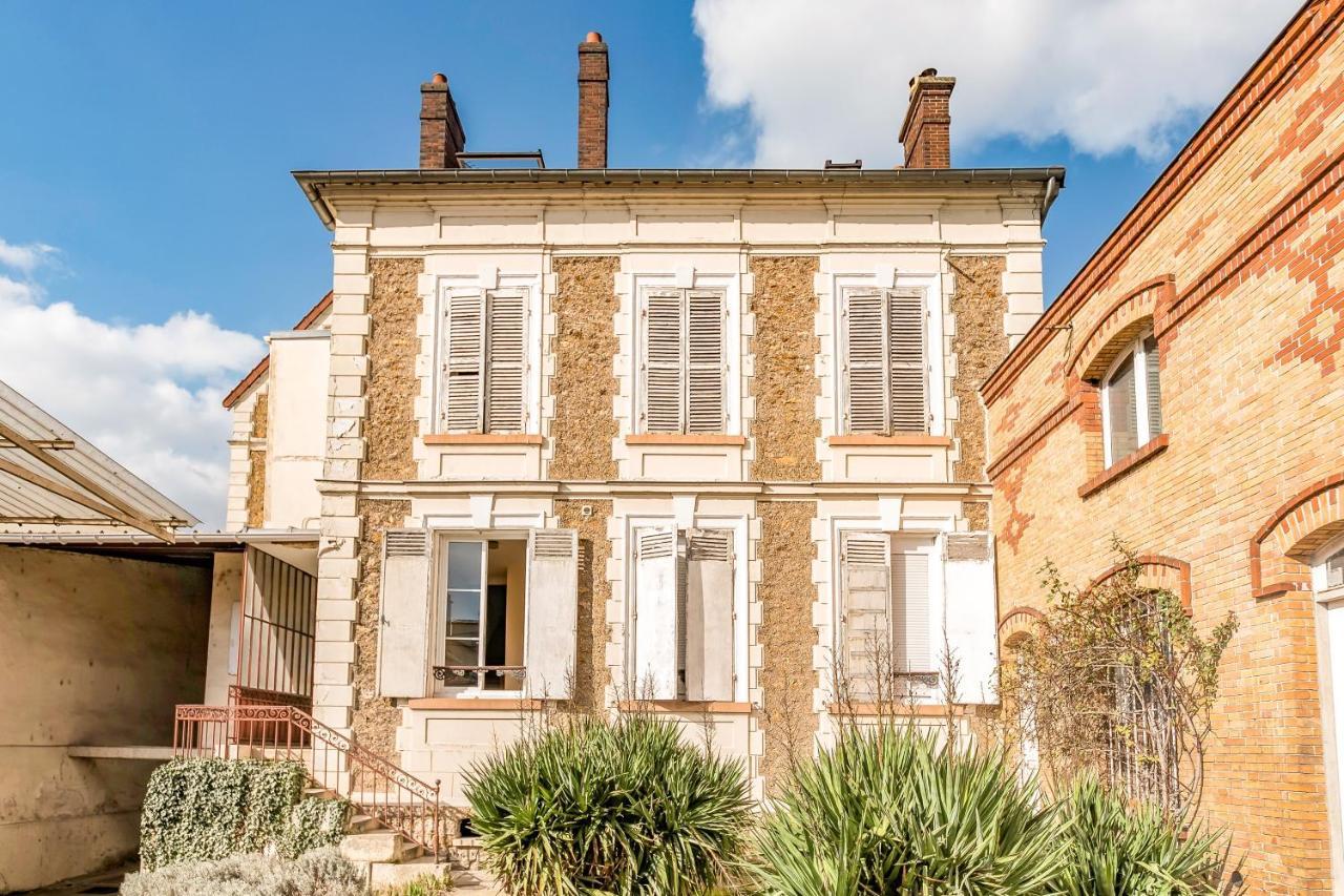 Escale Pro & Detente A 3 Min De La Gare - Parking - Wifi - Ps4 Corbeil-Essonnes Exterior foto